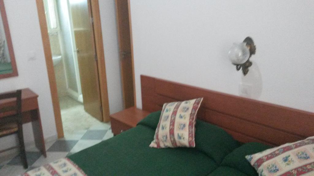 Hostal Centro Sol Cádiz Eksteriør billede