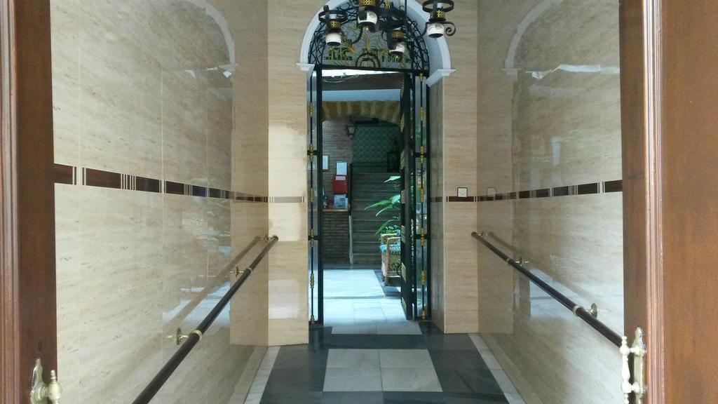 Hostal Centro Sol Cádiz Eksteriør billede