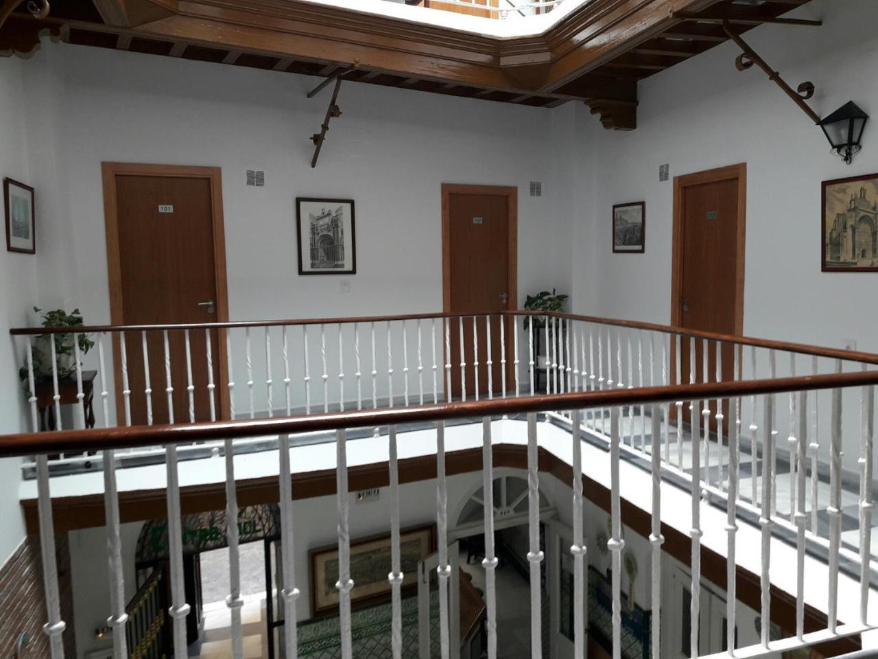 Hostal Centro Sol Cádiz Eksteriør billede