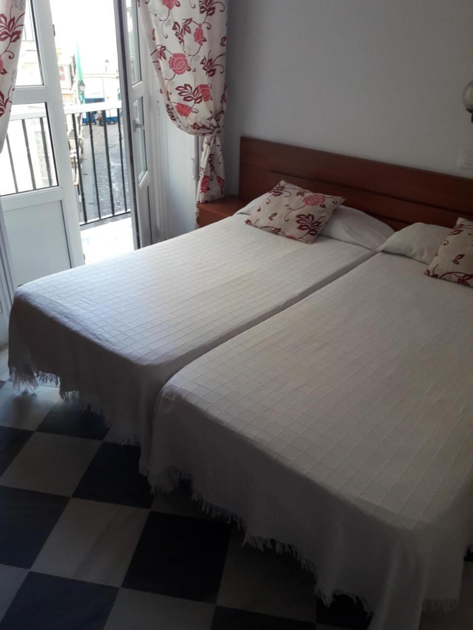Hostal Centro Sol Cádiz Eksteriør billede